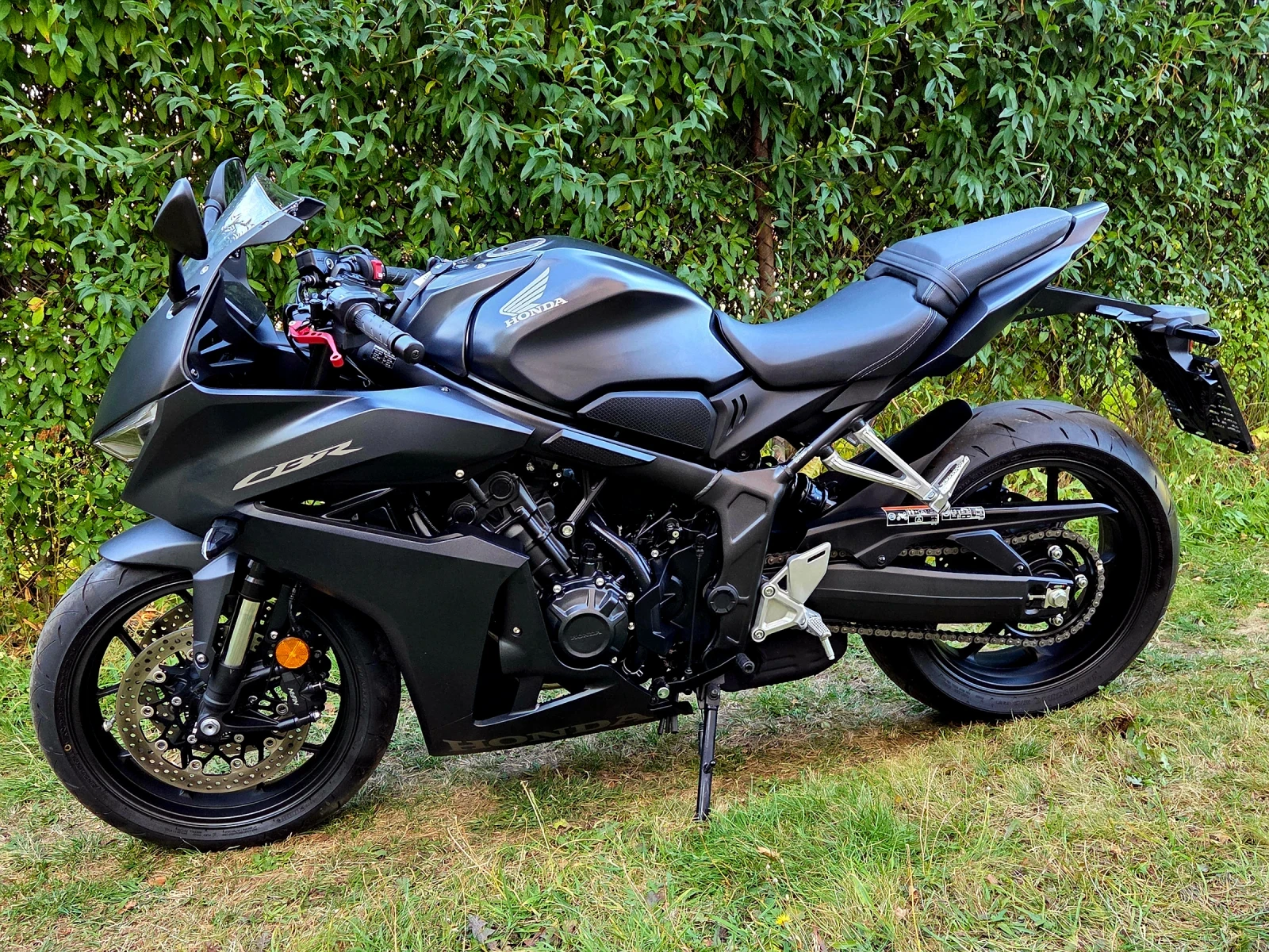 Honda Cbr 650R ABS, TRACTION CONTROL, BLUETOOTH, A2 , снимка 8 - Мотоциклети и мототехника - 56328901