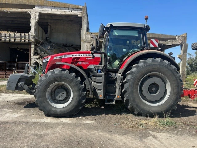 Трактор Massey MF 8740 - изображение 3