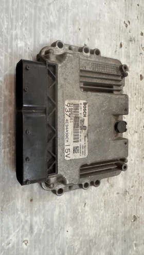        / ECU /    Alfa Romeo 147 - 51806561 /  0281012883