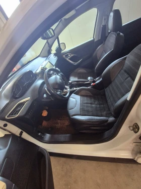 Peugeot 2008 1.6EHDI-АВТОМАТ, снимка 13