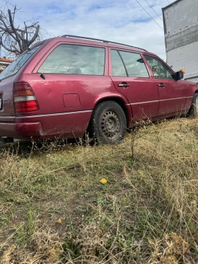 Mercedes-Benz E 250 2.5, снимка 4