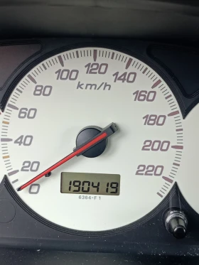 Honda Civic 1.6i | Mobile.bg    11