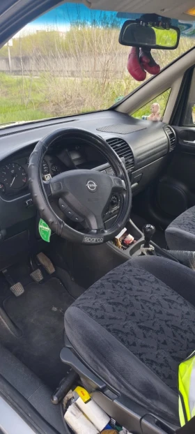 Opel Zafira - 1900 € / 3716.08 лв. - 72302672 13