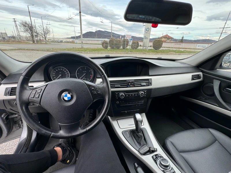 BMW 320, снимка 16 - Автомобили и джипове - 46054425