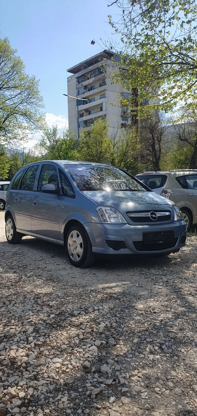 Opel Meriva 1.6 бензин 105к.с. Автоматик , снимка 3 - Автомобили и джипове - 47225890