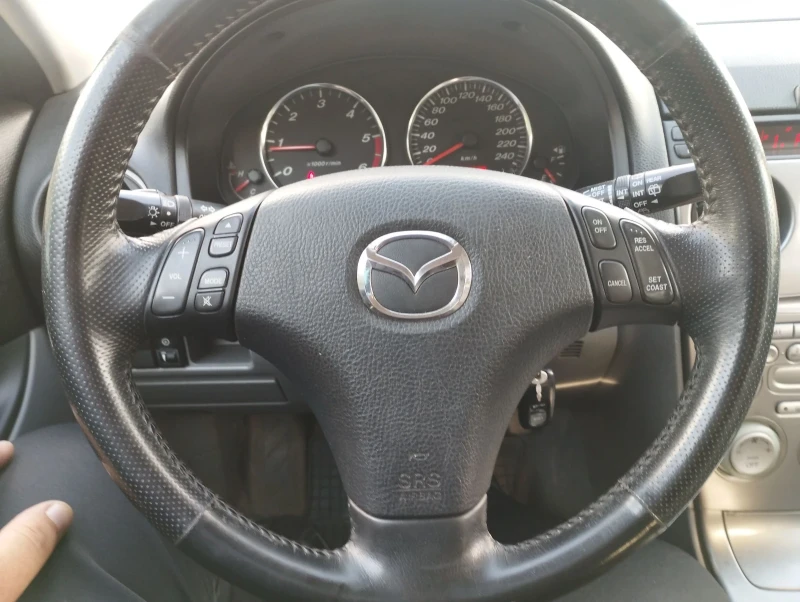 Mazda 6 2.0 TDi klimatronik Хечбек , снимка 10 - Автомобили и джипове - 47305398