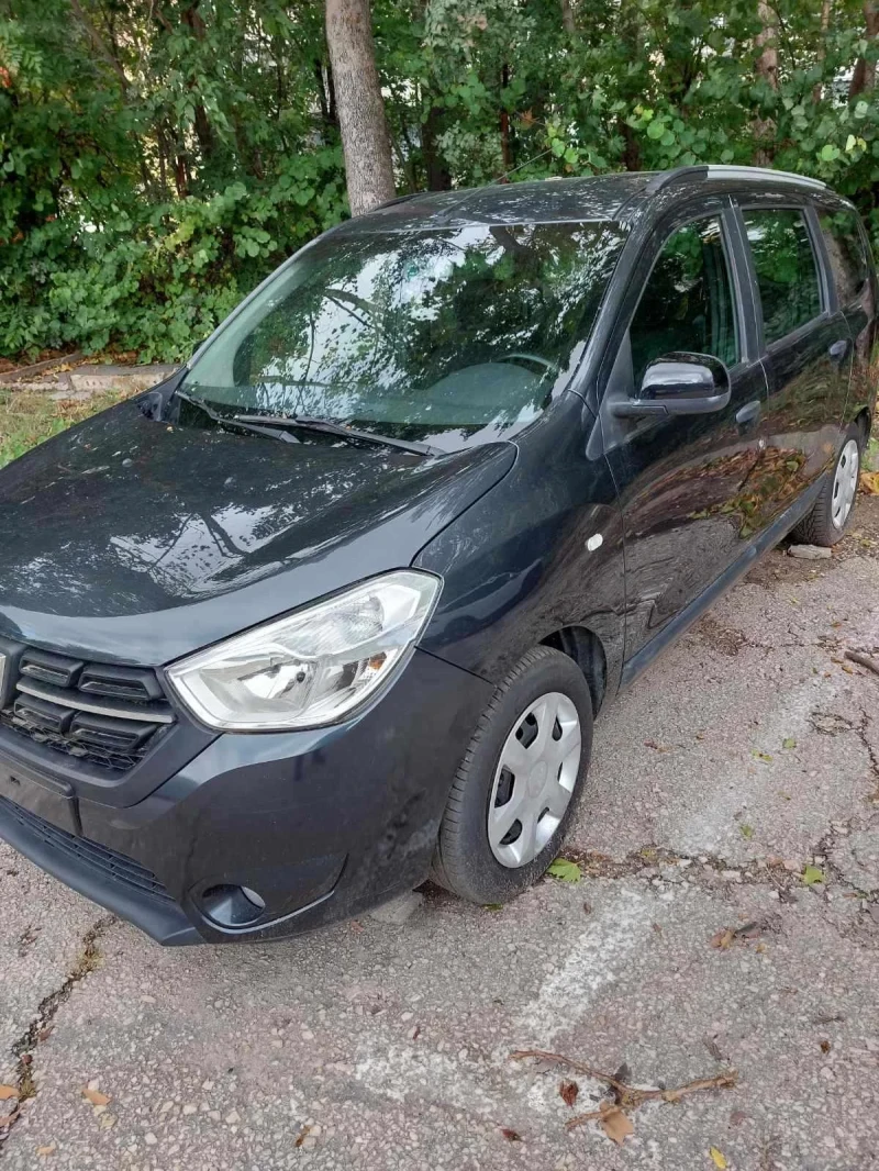 Dacia Lodgy 1.6 Бензин, снимка 8 - Автомобили и джипове - 47933839