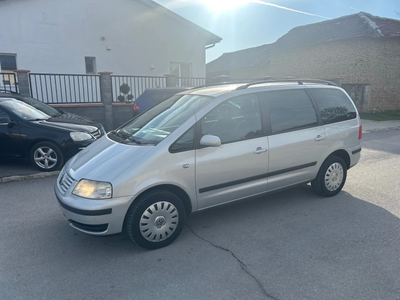 VW Sharan 1.9 TDI 131кс 7места, снимка 1 - Автомобили и джипове - 49424057