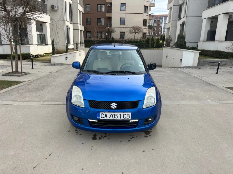 Suzuki Swift, снимка 1 - Автомобили и джипове - 49439519