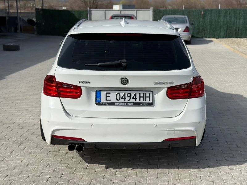 BMW 320 2.0d/Xdrive/M- Performance/intelligent light , снимка 5 - Автомобили и джипове - 49589885