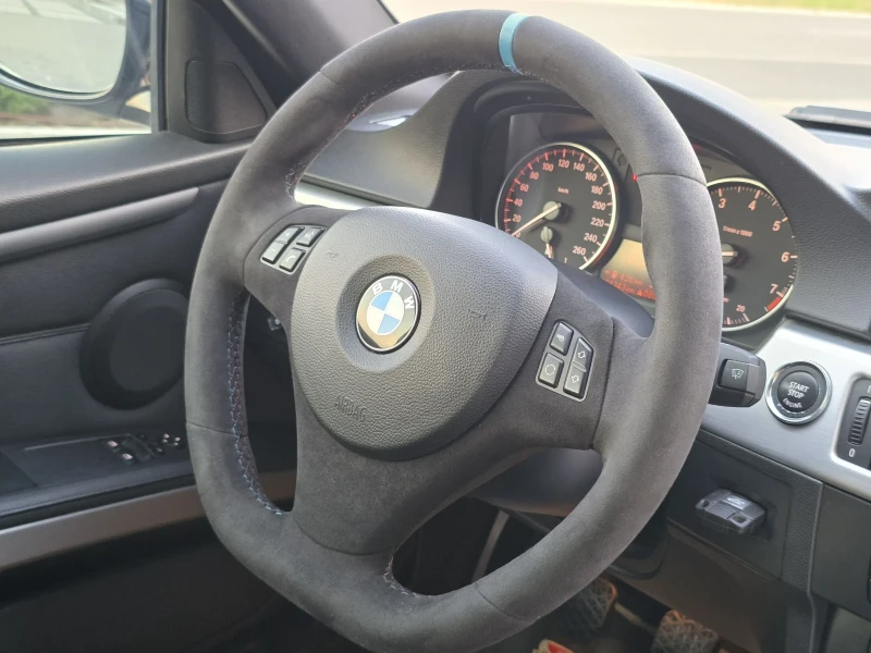 BMW 320 320i/M-PACK/NAVI/KAMERA/KSENON/KEYlES-GOO, снимка 12 - Автомобили и джипове - 51110869