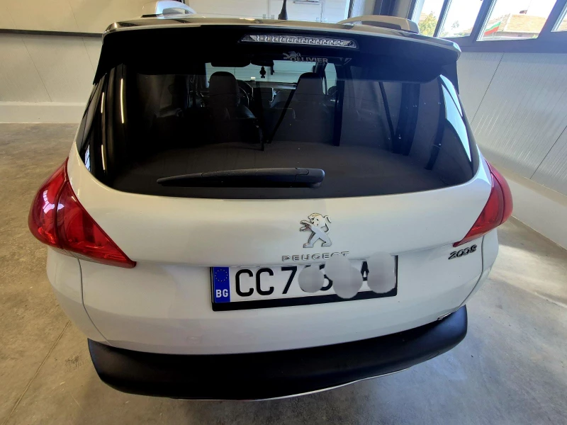 Peugeot 2008 1.6EHDI-АВТОМАТ, БЯЛА ПЕРЛА, ПАНОРАМА, снимка 4 - Автомобили и джипове - 52023254