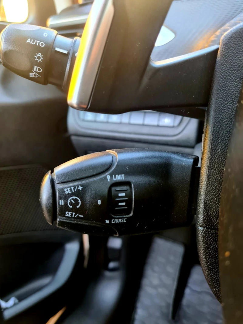 Peugeot 2008 1.6EHDI-АВТОМАТ, БЯЛА ПЕРЛА, ПАНОРАМА, снимка 10 - Автомобили и джипове - 52023254