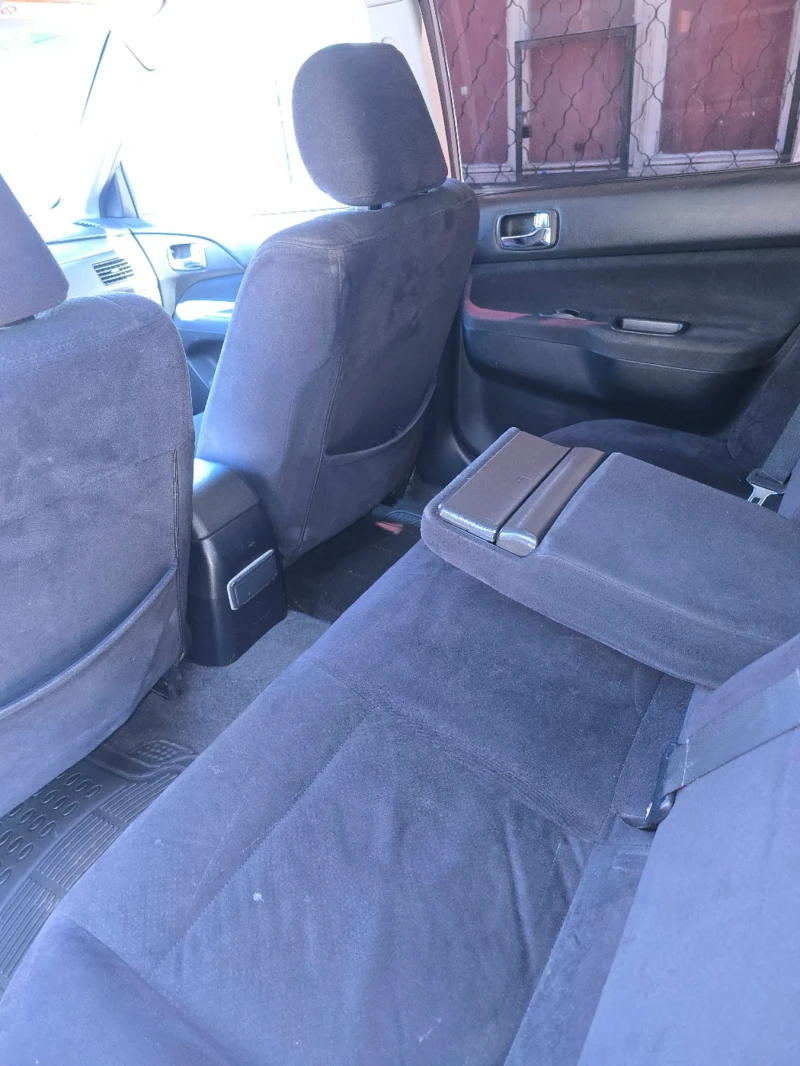 Mitsubishi Lancer Kombi, снимка 6 - Автомобили и джипове - 52406330