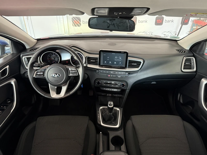 Kia Ceed 1.4I* 99к.с* 6ск* LED* СЕРВИЗНА КНИЖКА С ПЪЛНА ИСТ, снимка 11 - Автомобили и джипове - 51825779