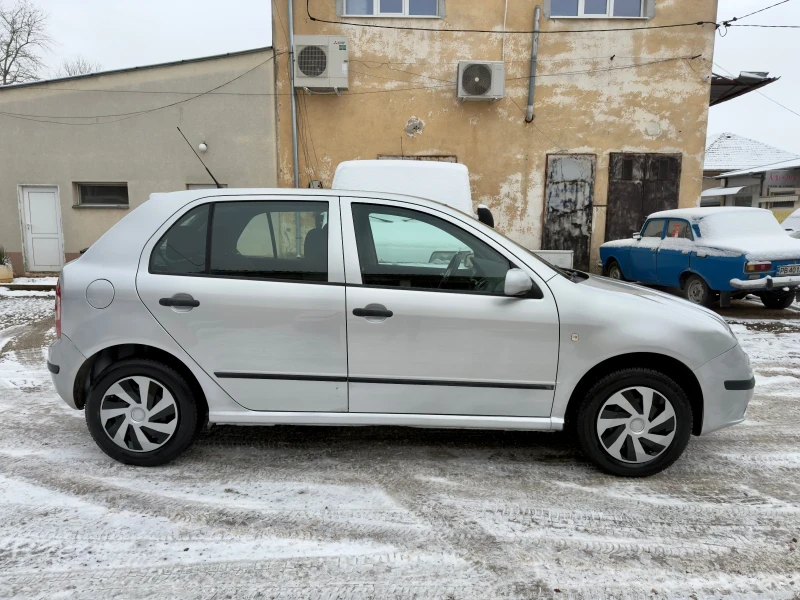 Skoda Fabia 1.4i 16V, снимка 2 - Автомобили и джипове - 53131923