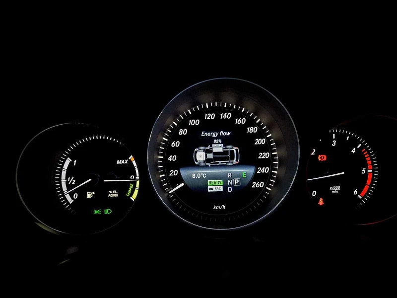 Mercedes-Benz C 300 Mercedes-Benz E300 BlueTEC Hybrid facelift, снимка 9 - Автомобили и джипове - 53282362