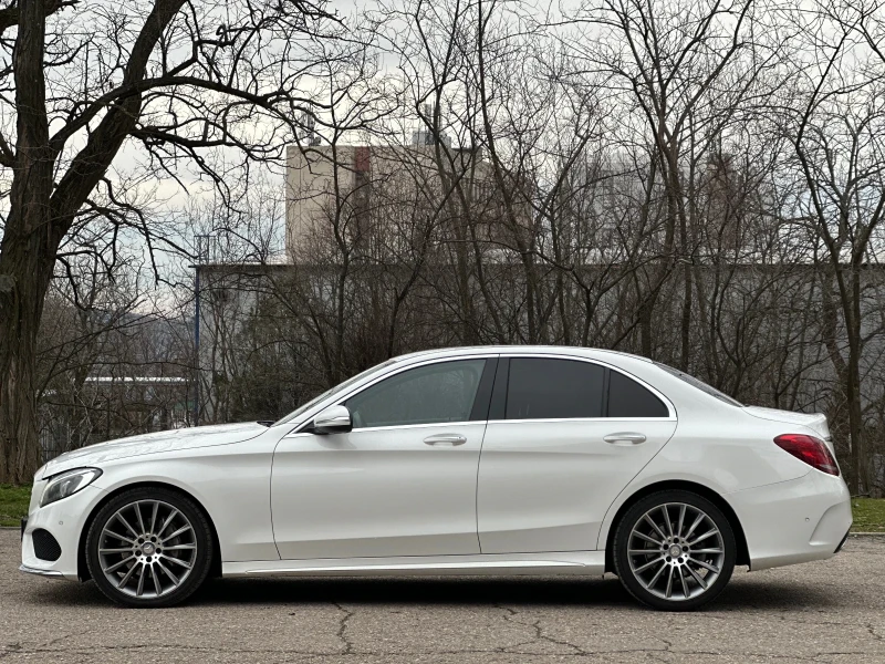 Mercedes-Benz C 220 AMG/HEADUP/BURMESTER/KEYLESS/DISTR+ , снимка 4 - Автомобили и джипове - 53478804