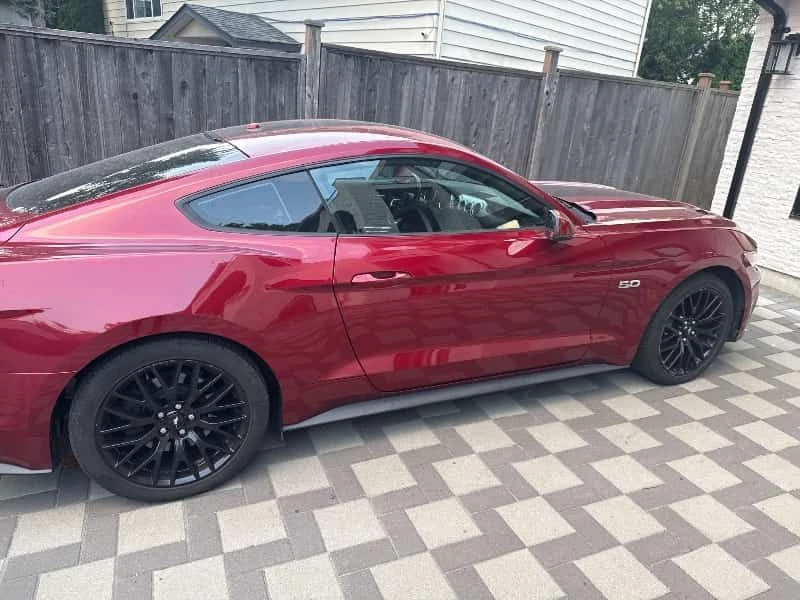 Ford Mustang  GT / CARFAX / АВТОКРЕДИТ , снимка 3 - Автомобили и джипове - 55014557