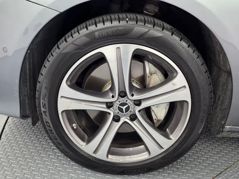 Mercedes-Benz E 300 САМО 30% АВАНС, снимка 5 - Автомобили и джипове - 56266608