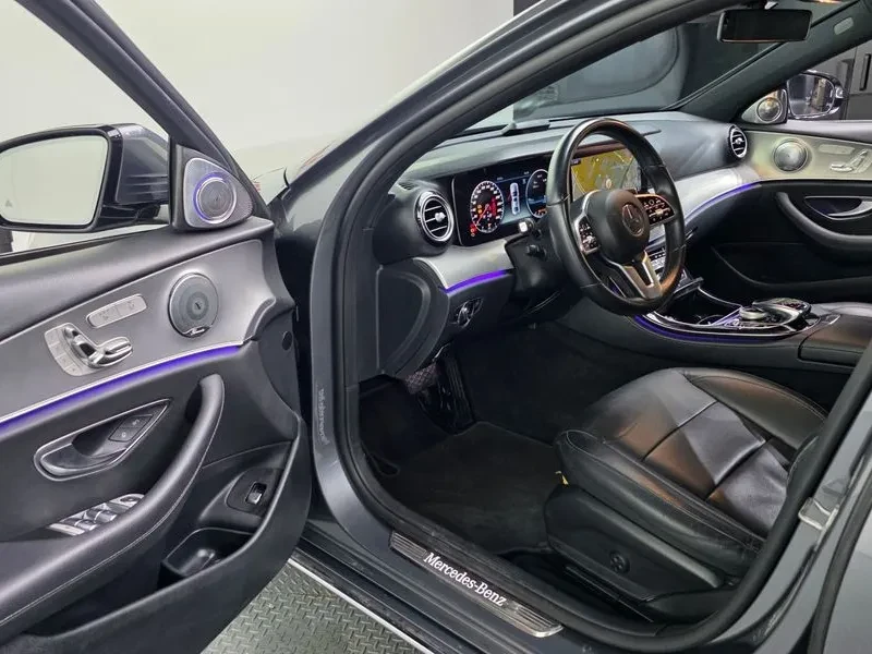 Mercedes-Benz E 300 САМО 30% АВАНС, снимка 10 - Автомобили и джипове - 56266608