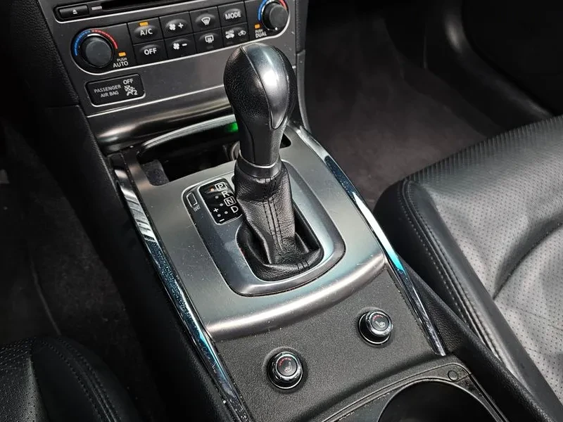 Infiniti G 25 - 2.5 - САМО 30% АВАНС, снимка 8 - Автомобили и джипове - 56285539