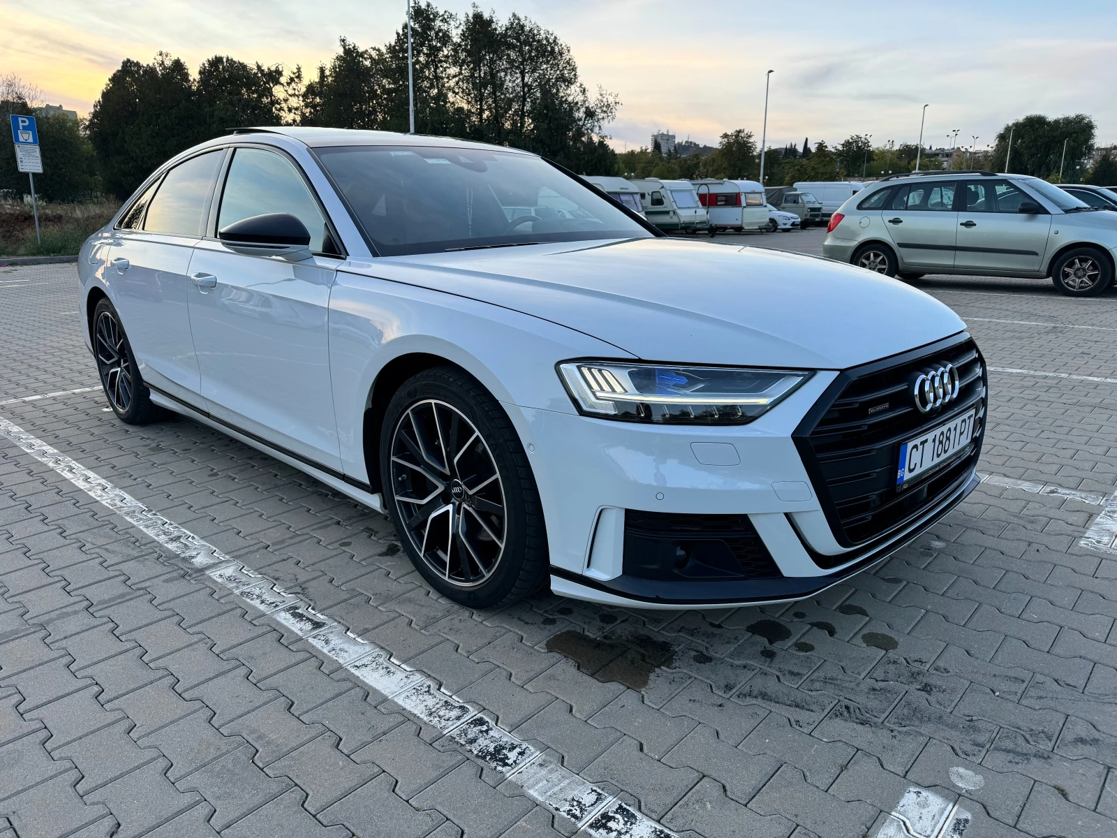 Audi A8 Full S-Line* Black Line* B&O* Laser* 360 - изображение 2