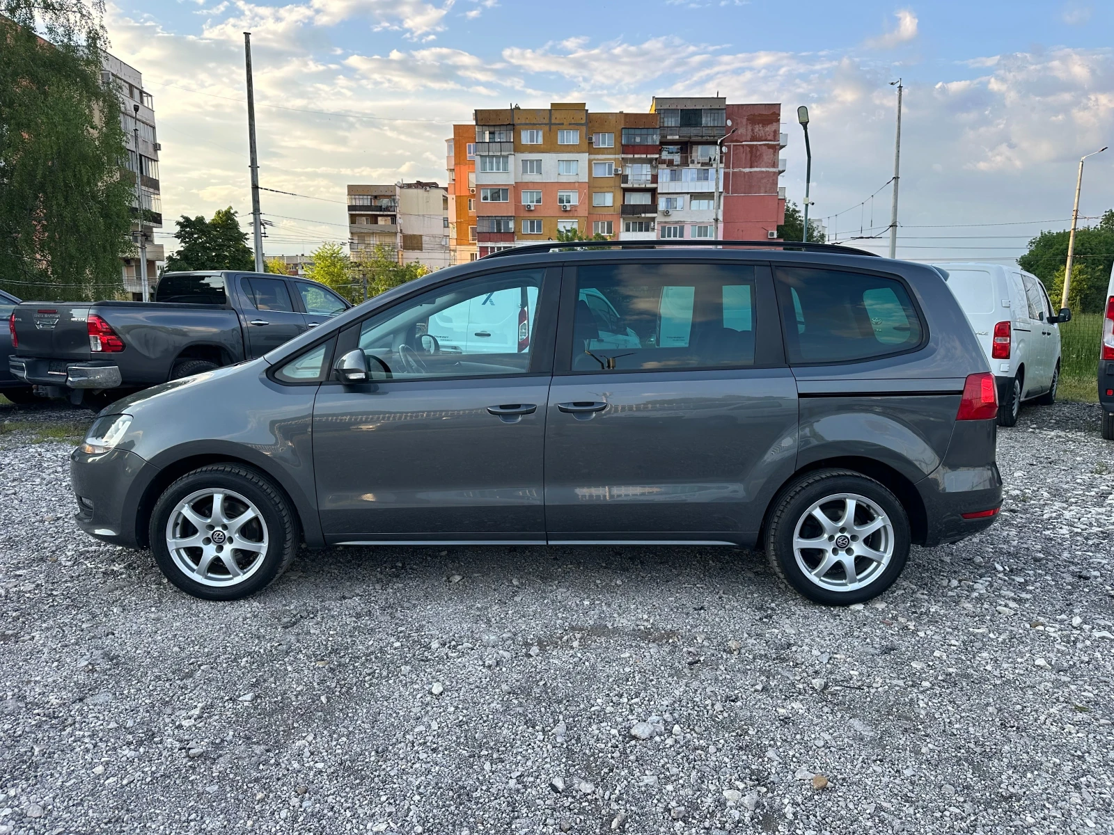 VW Sharan 2.0TDI 140kc - изображение 6