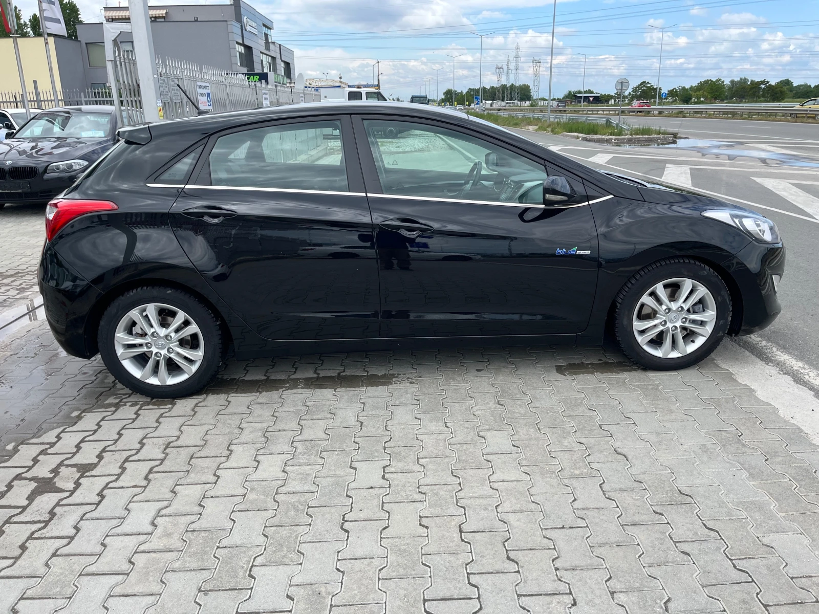 Hyundai I30 1.6 i 135k.c - изображение 4