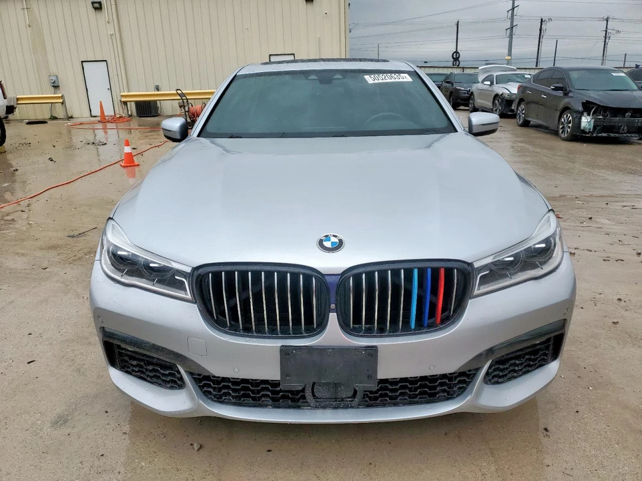 BMW 750 I* M PACK* Soft close* 360* Масаж* Аmbient - изображение 5