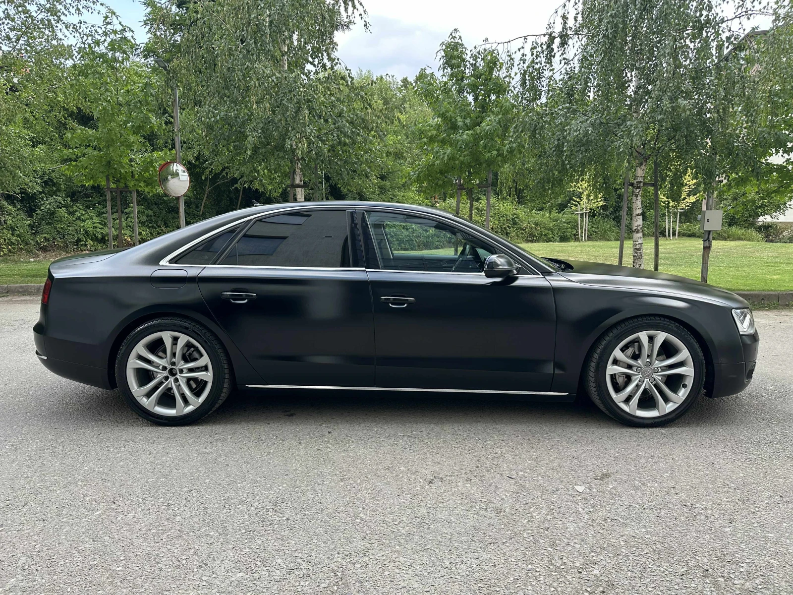Audi A8 3.0d / FULL LED - изображение 8