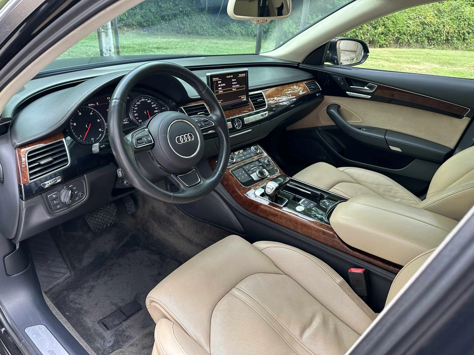 Audi A8 3.0d / FULL LED - изображение 9