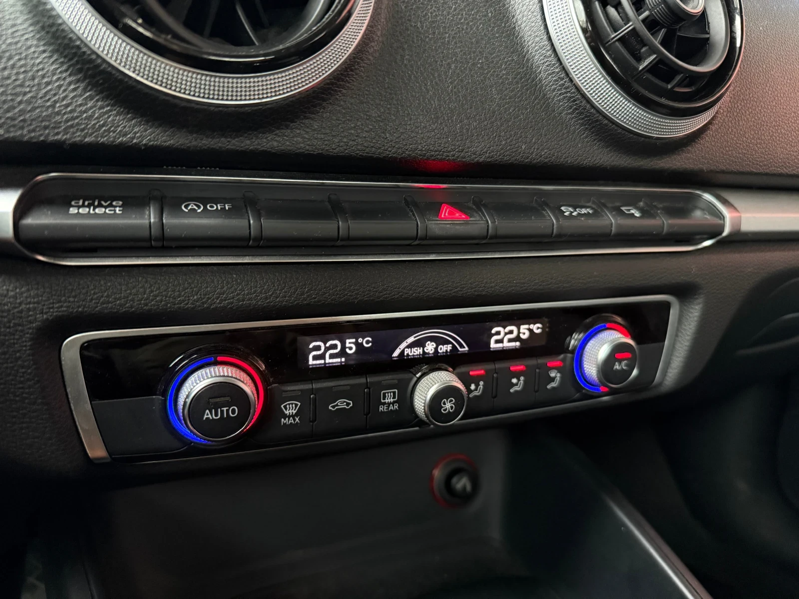 Audi A3 2016г* 4врати* Парктроник | Mobile.bg — изображение 11