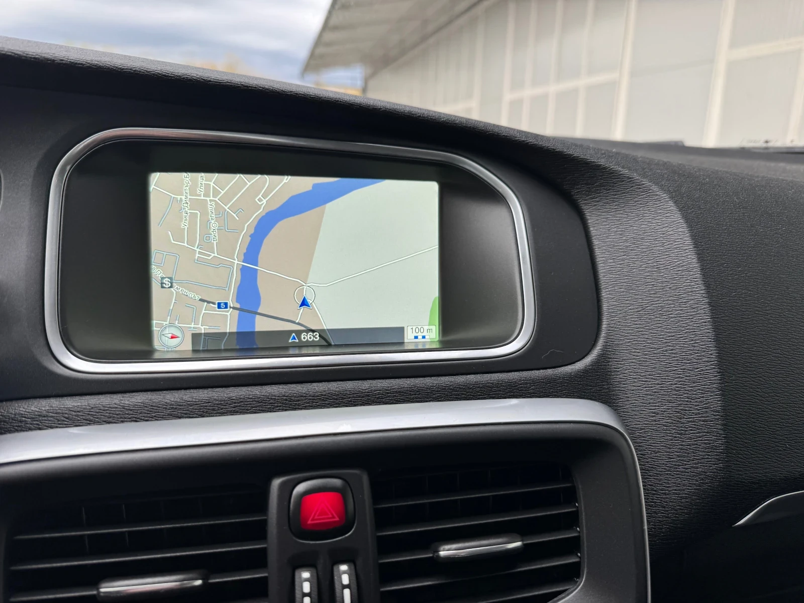 Volvo V40 2.0 D2 Summum | Mobile.bg   13