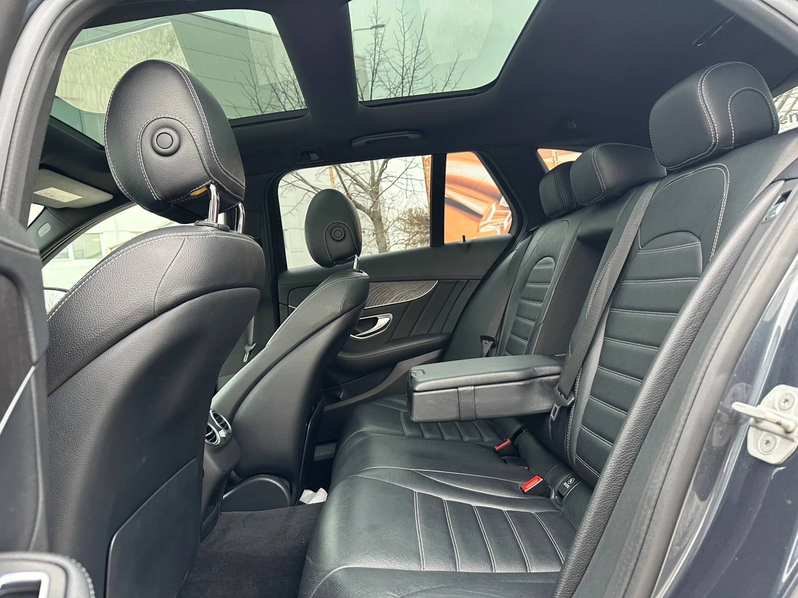 Mercedes-Benz C 250 Бензин/4Матик/FULL/Швейцария - изображение 9