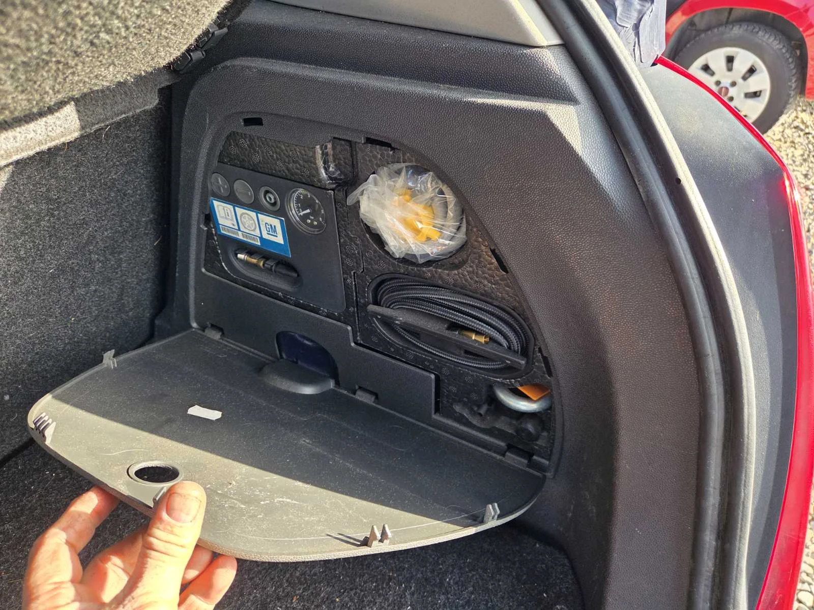 Opel Corsa 1.4 , 90 �.�. | Mobile.bg � ����������� 16