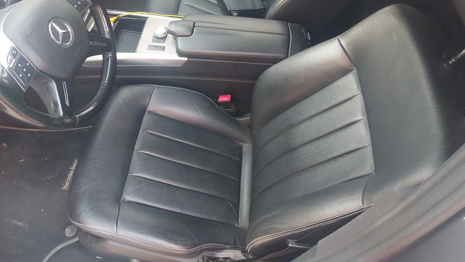 Mercedes-Benz C 300 Mercedes-Benz E300 BlueTEC Hybrid facelift, снимка 12 - Автомобили и джипове - 53742315