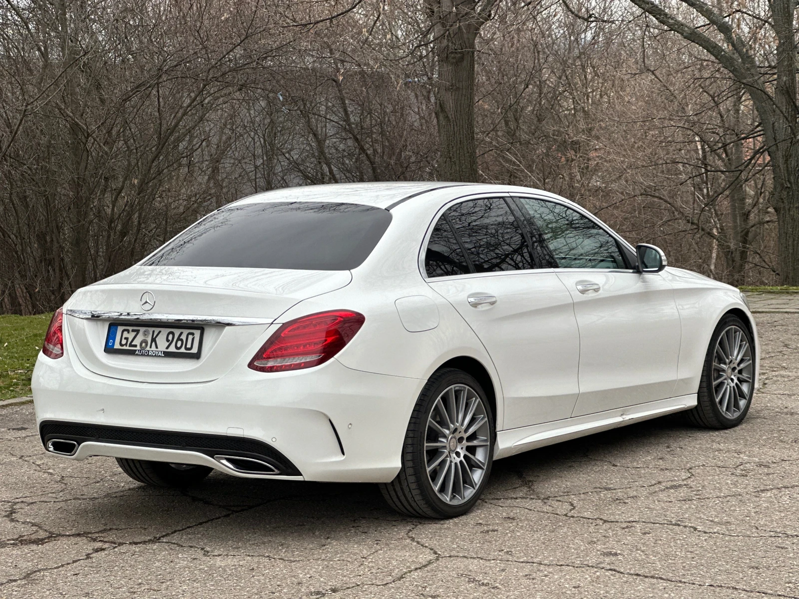 Mercedes-Benz C 220 AMG/HEADUP/BURMESTER/KEYLESS/DISTR+  - изображение 7