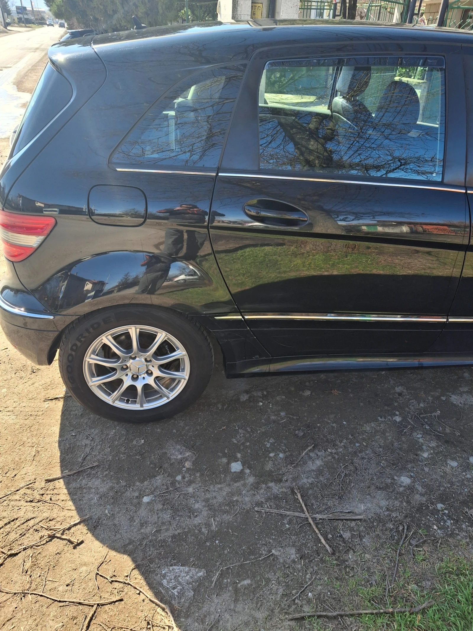Mercedes-Benz B 170 Sport, снимка 8 - Автомобили и джипове - 53726686