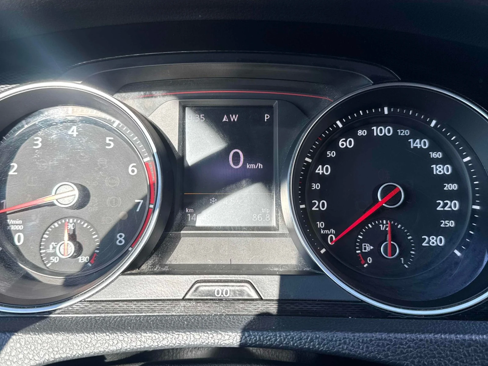 VW Golf GTI С РЕГИСТРАЦИЯ & АВТО КРЕДИТ, снимка 11 - Автомобили и джипове - 54047344