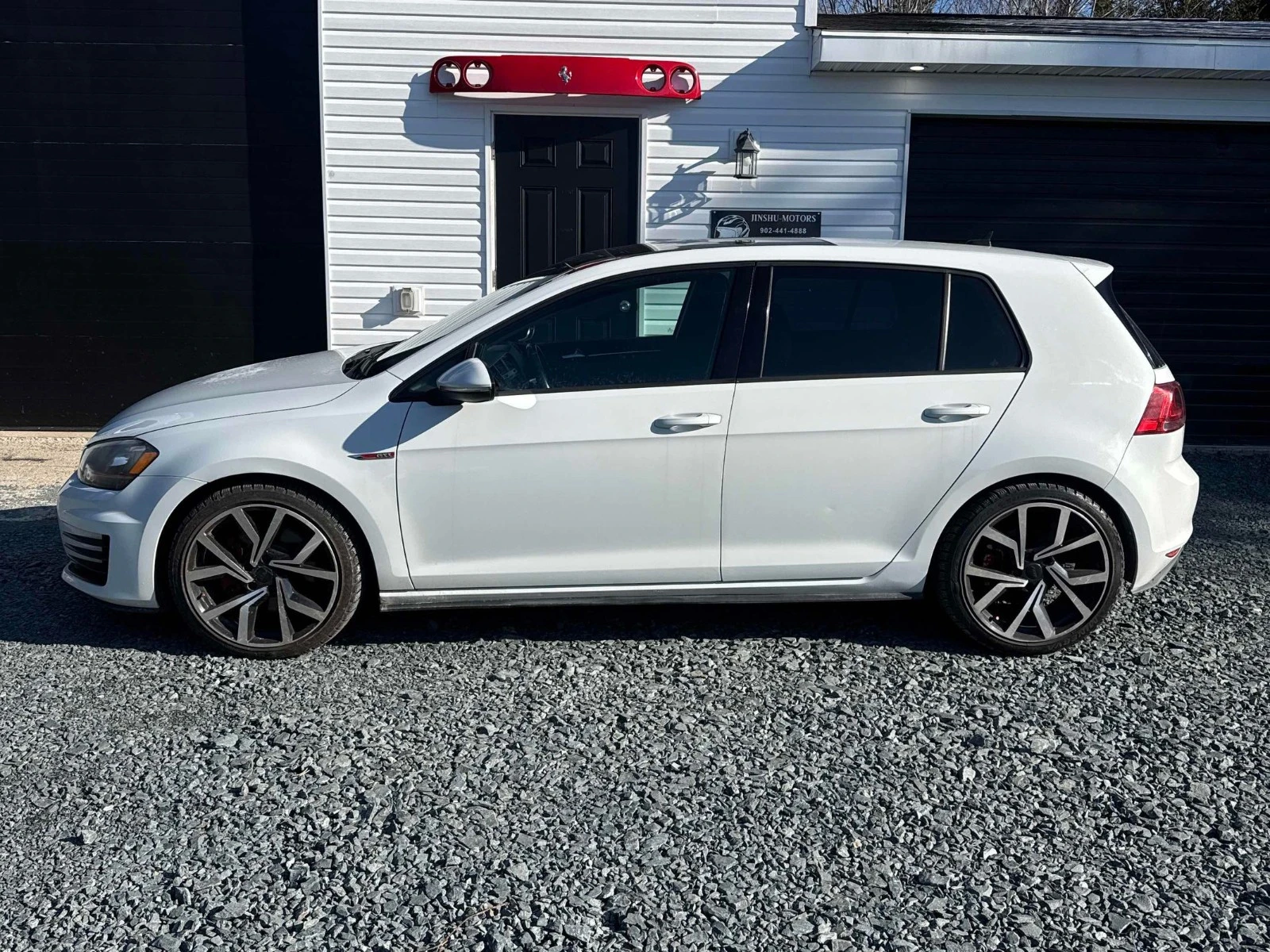 VW Golf GTI С РЕГИСТРАЦИЯ & АВТО КРЕДИТ, снимка 4 - Автомобили и джипове - 54047344