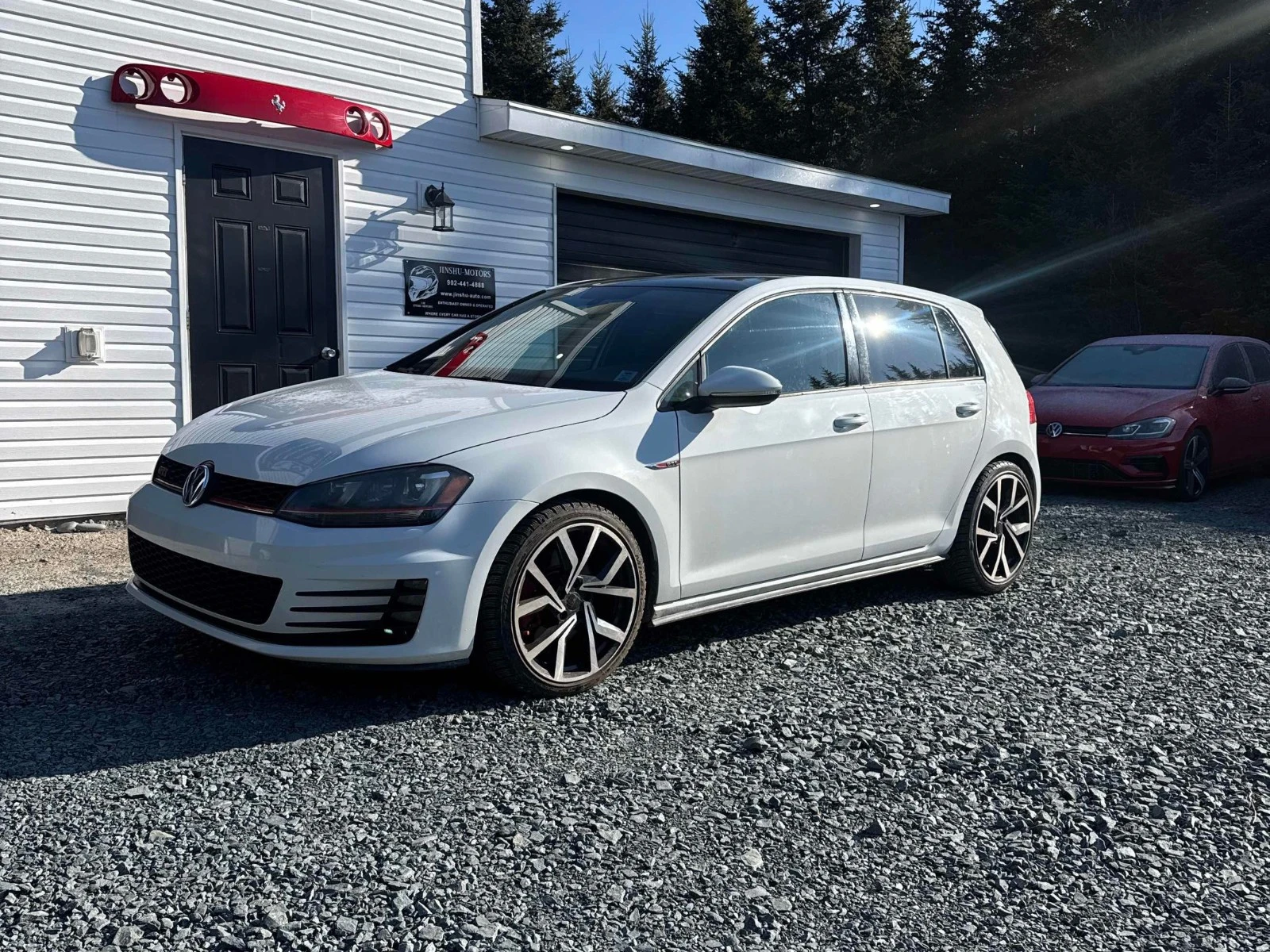 VW Golf GTI С РЕГИСТРАЦИЯ & АВТО КРЕДИТ | Auto.bg — изображение 1