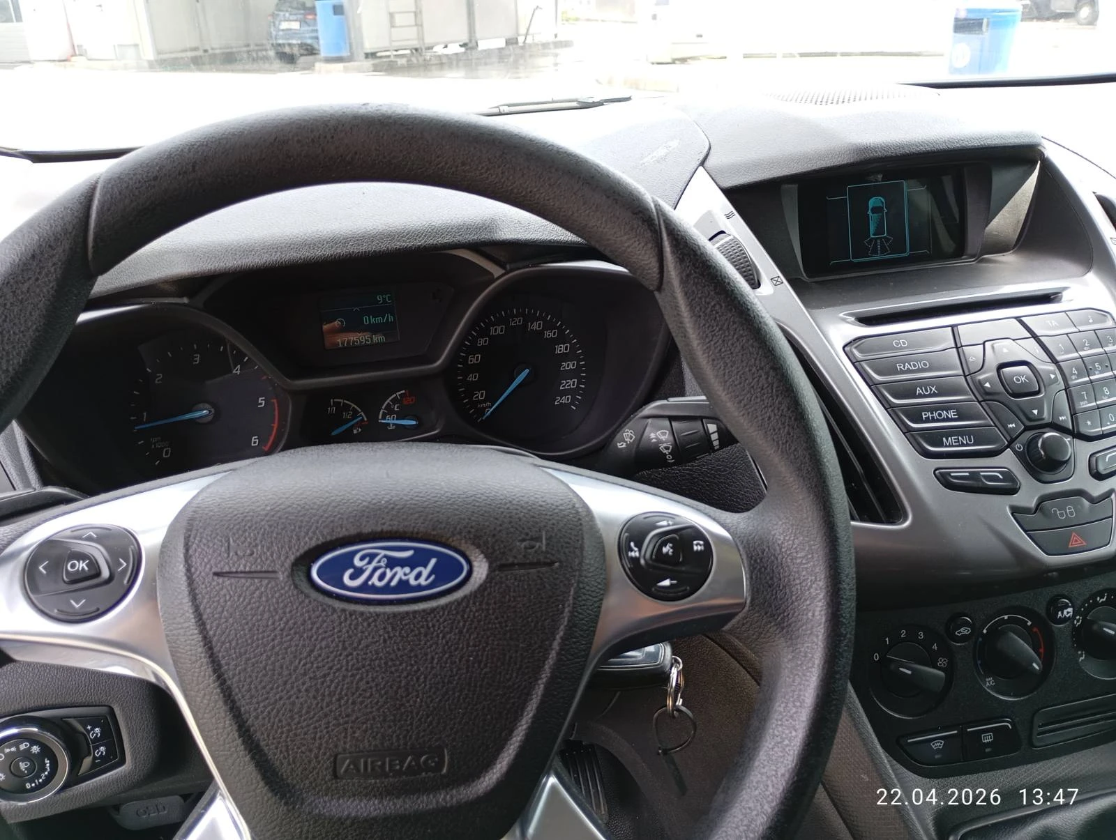 Ford Connect 1.6, снимка 11 - Автомобили и джипове - 54283213