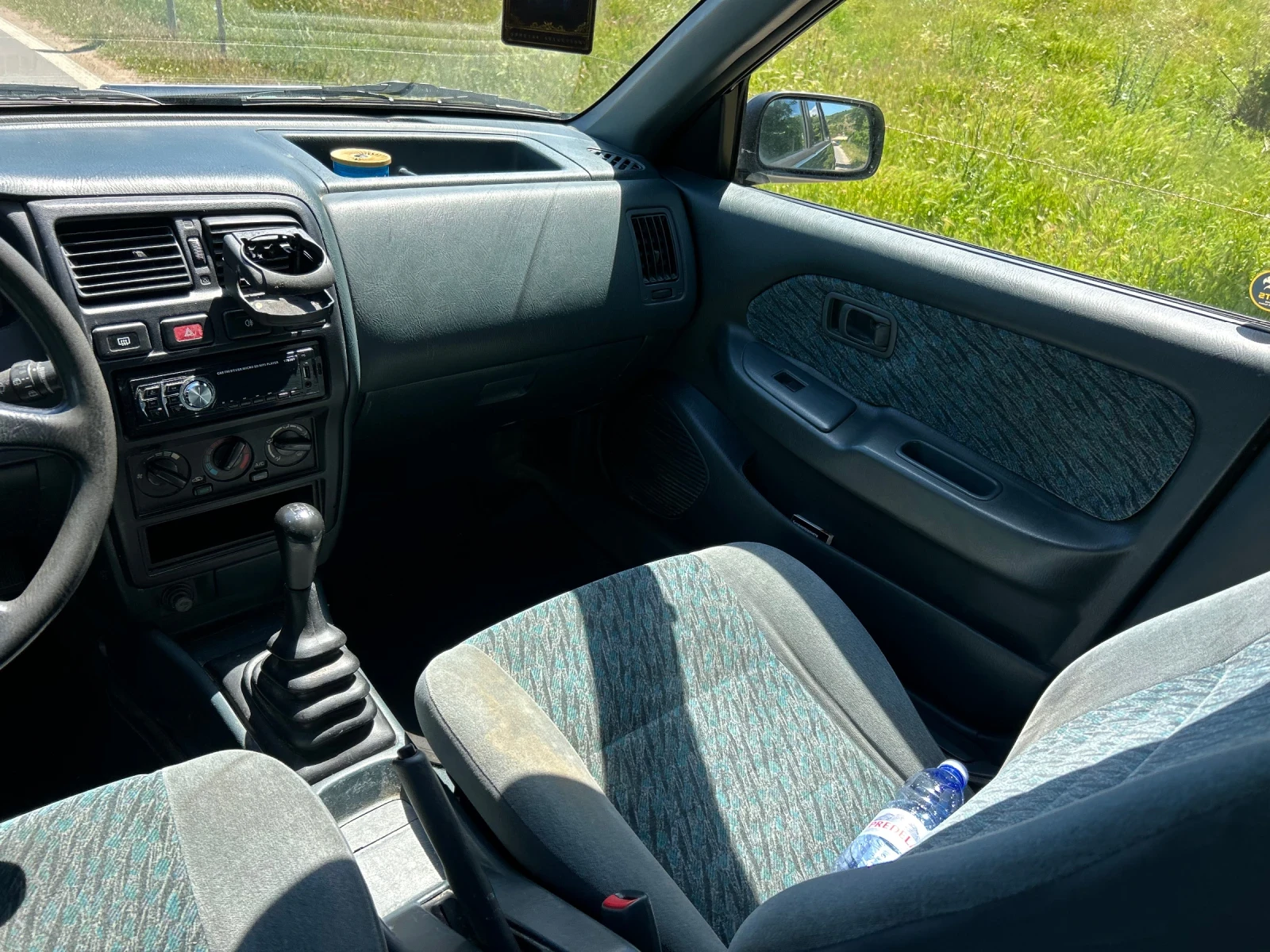 Nissan Almera 1.4 БЕНЗИН, снимка 9 - Автомобили и джипове - 54553402