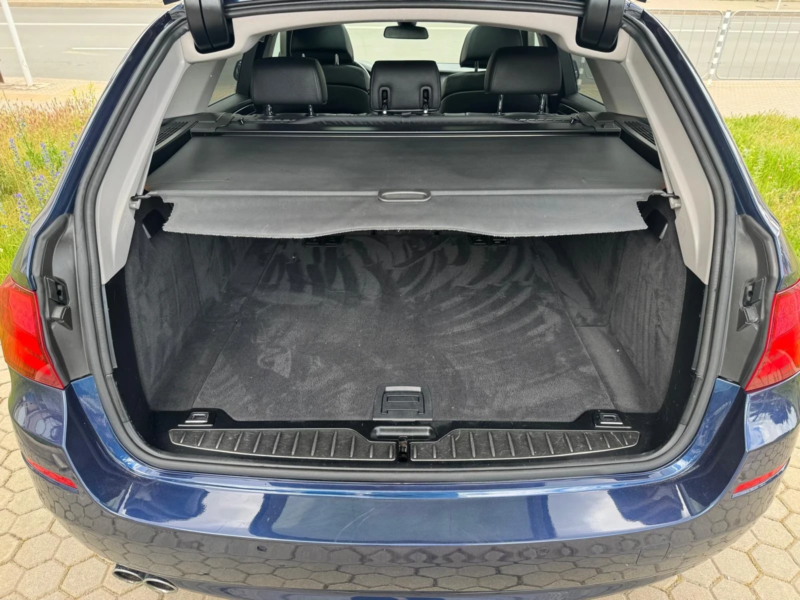 BMW 525 2.0D/AVTOMAT/NAVI/КОЖА/EURO.5B, снимка 16 - Автомобили и джипове - 54832672