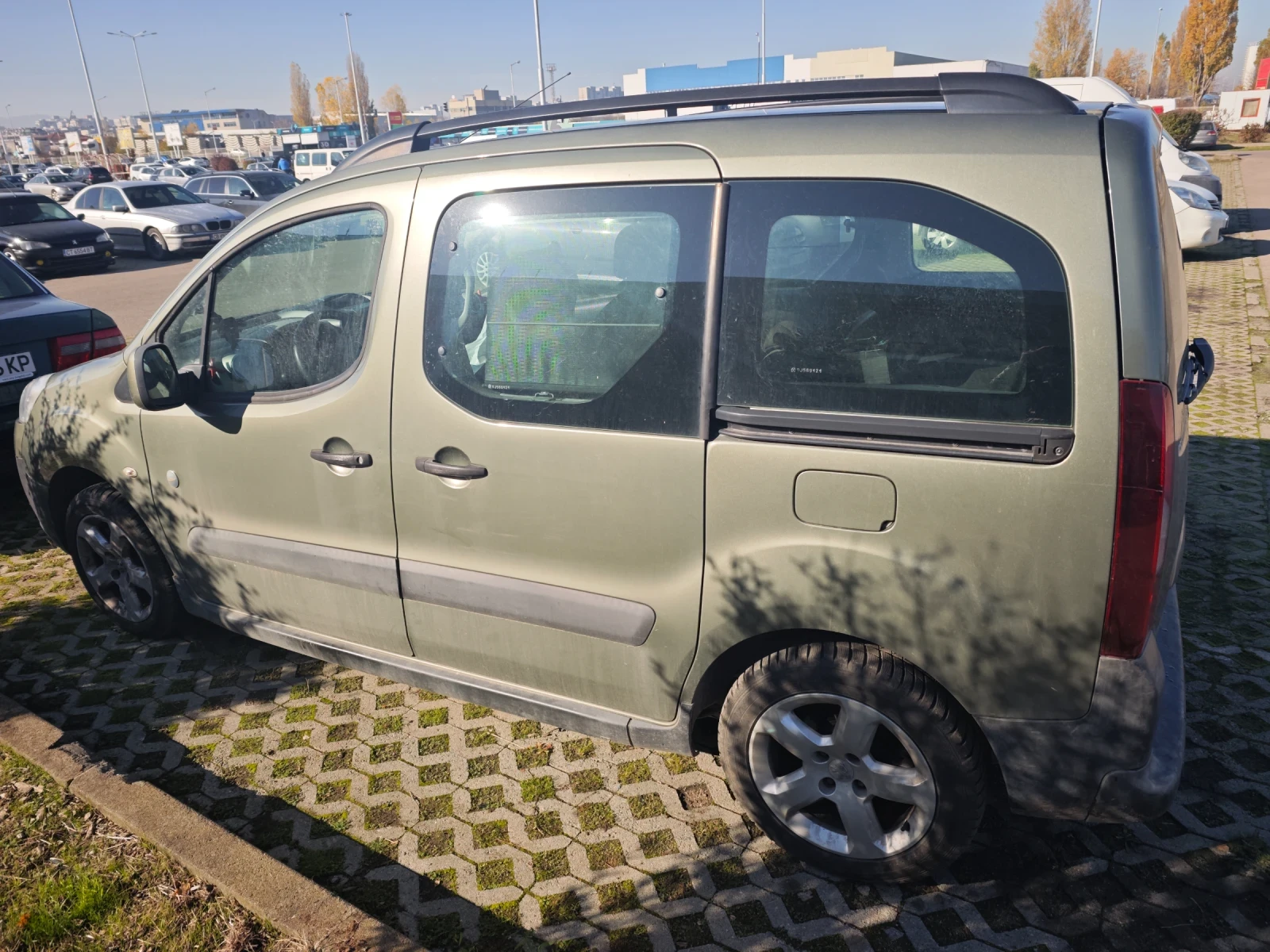 Peugeot Partner, снимка 3 - Автомобили и джипове - 54975554