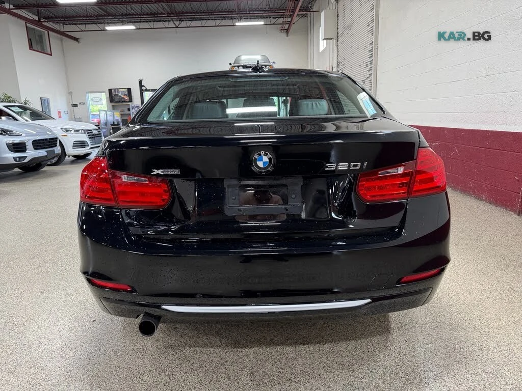 BMW 320 xDrive* AвтоКредит* (ЦЕНА ДО БГ), снимка 5 - Автомобили и джипове - 55304419