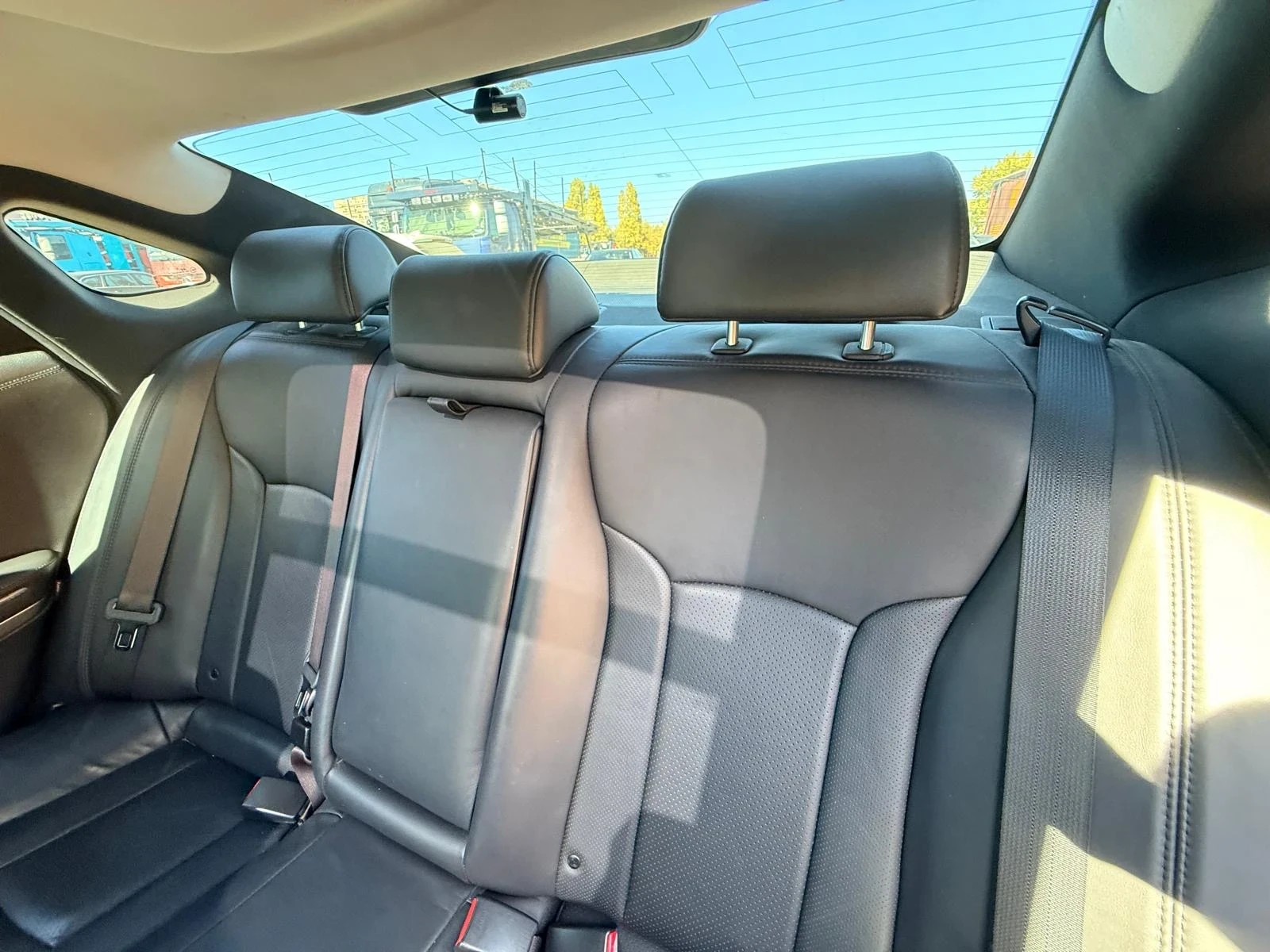 Hyundai Grandeur, снимка 16 - Автомобили и джипове - 56289011