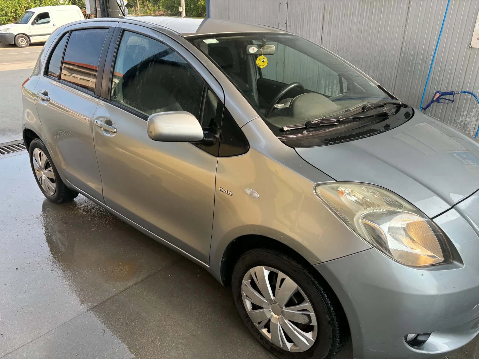 Toyota Yaris, снимка 2 - Автомобили и джипове - 55721660