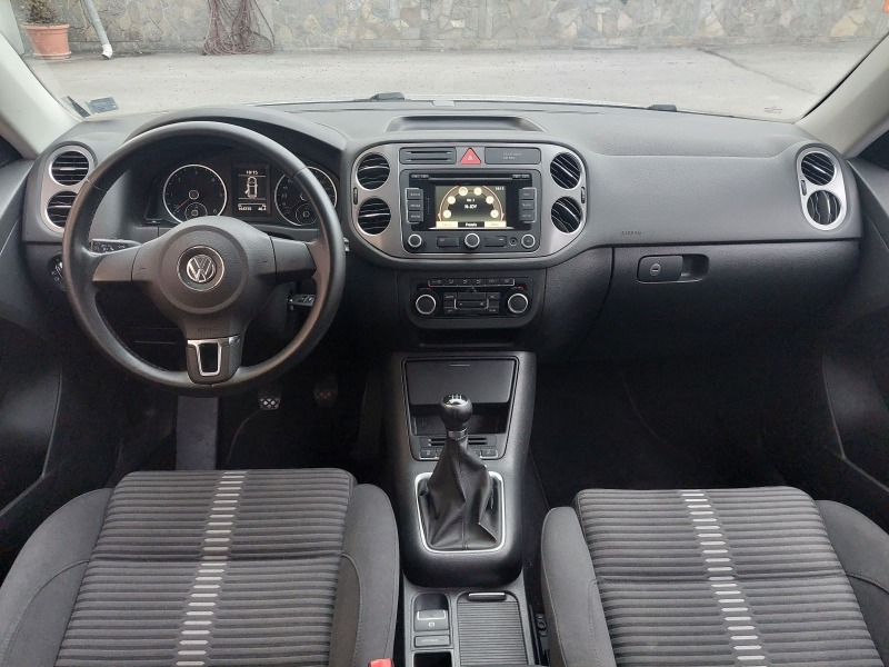 VW Tiguan 4motion 2.0TDI евро5 Park Assist, снимка 16 - Автомобили и джипове - 45942373